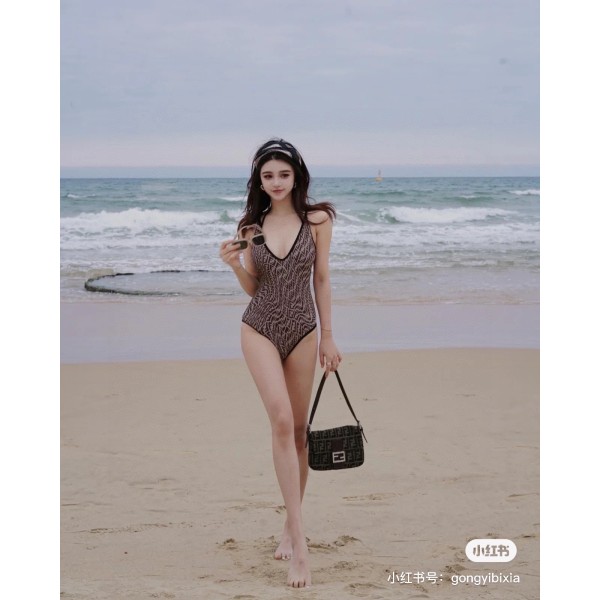 Fendi women's new one-piece bikini