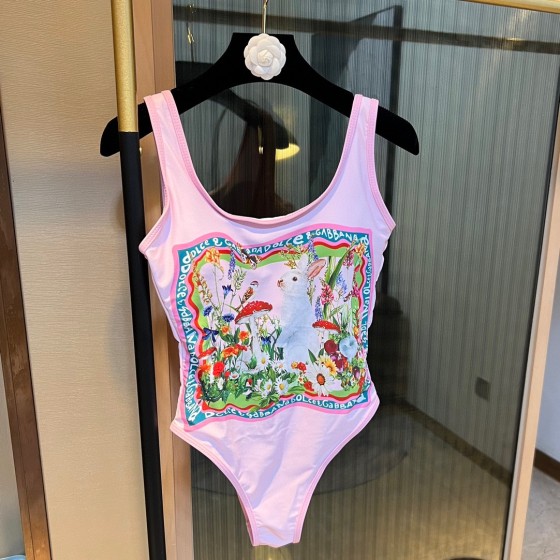 DG new one-piece swimsuit
