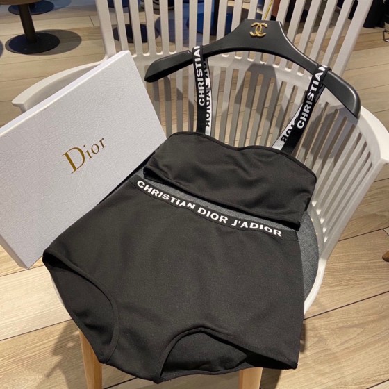 Dior's new hot style bikini split swimsuit