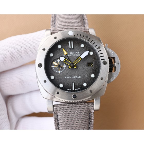 Panerai- SUBMERSIBLE Stealth Series