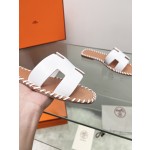 Hermes early spring new slippers
