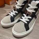 Hermes latest Kelly buckle small white shoes sneakers