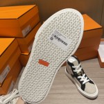 Hermes latest Kelly buckle small white shoes sneakers