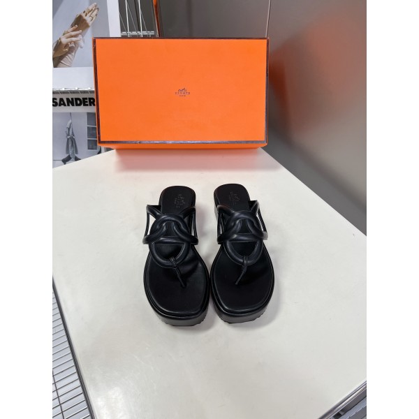 Hermes thick bottom H drag