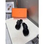 Hermes thick bottom H drag