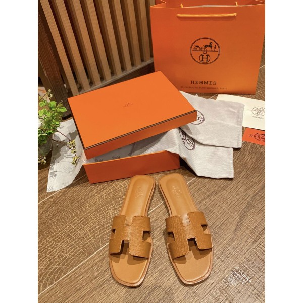 Hermes new revision of the first layer of cowhide