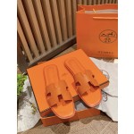 Hermes new revision of the first layer of cowhide