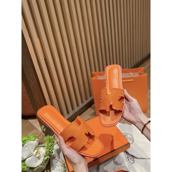 Hermes new revision of the first layer of cowhide