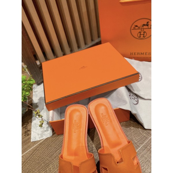 Hermes new revision of the first layer of cowhide