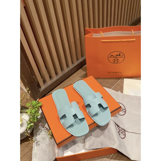 Hermes new revision of the first layer of cowhide