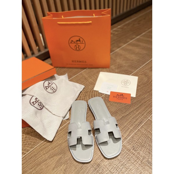 Hermes new revision of the first layer of cowhide