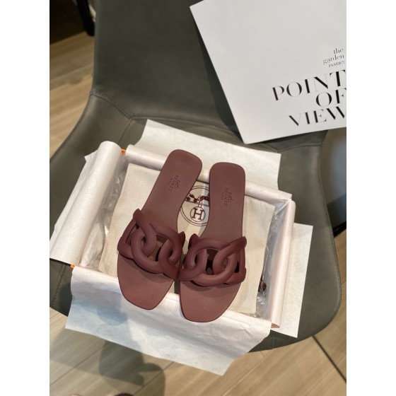 Hermes Pig Nose Classic Slippers