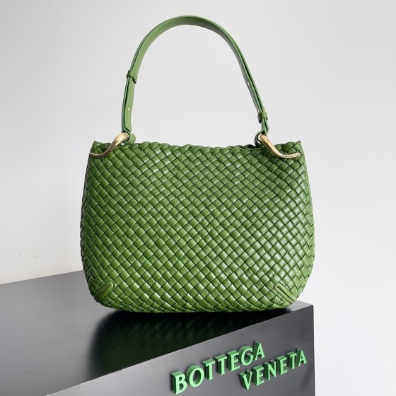 Bottega Veneta CLICKER Large Green Pepper Green #730969