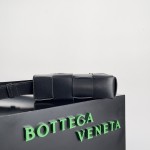 Bottega Veneta BV Mobile Phone Bag Black #729298
