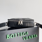 Bottega Veneta BV Men's Camera Bag Black #730027