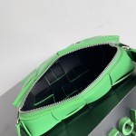 Bottega Veneta BV Men's Camera Bag Parrot Green with Black #730027