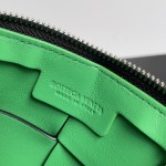 Bottega Veneta BV Men's Camera Bag Black with Green #730027