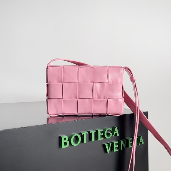 Bottega Veneta bv five compartment oiled wax leather mini ribbon pink #717587