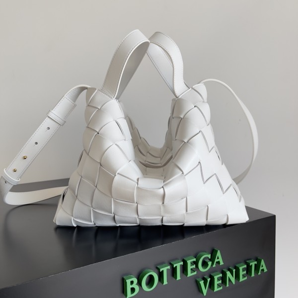 Bottega Veneta Bowling Bag White #80837