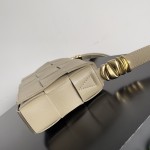 Bottega Veneta Cassette 5-panel lychee print taupe #666870