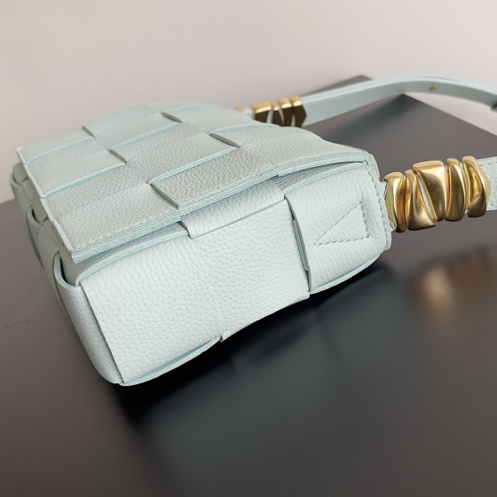 Bottega Veneta Cassette 5-panel lychee print Aqua Duck Blue #666870