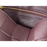 Bottega Veneta Cassette 5-panel lychee print date red #666870