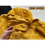 Burberry...Explosive new series of three-color horse knight jackets