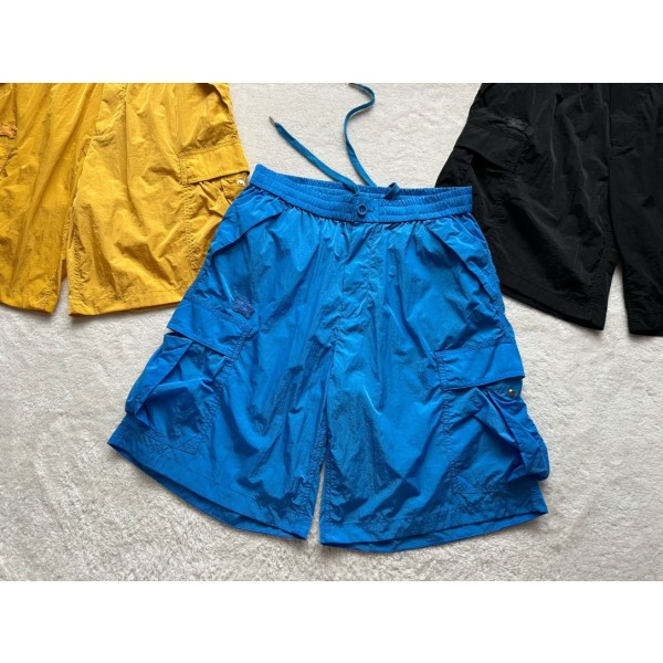 Burberry...Explosive new series of three-color horse knight jackets