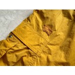 Burberry...Explosive new series of three-color horse knight jackets