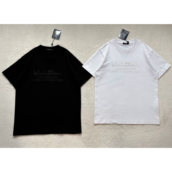 Louis Vuitton...Imitation round pearl mother-of-pearl🐚high temperature pressing big letter T-shirt