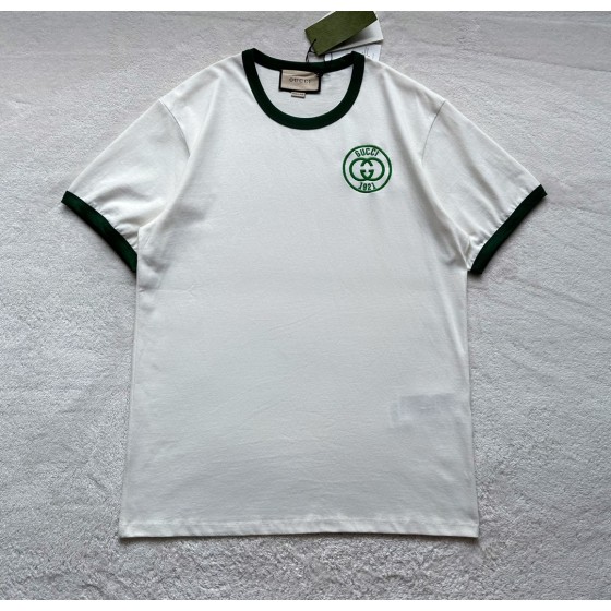 Gucci...Green Collar Contrasting Color Green Embroidered Round Neck Short Sleeves
