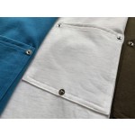 Gucci... new four-color rivet T-shirt