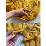 Burberry...New series of explosive three-color horse knight jackets