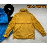 Burberry...New series of explosive three-color horse knight jackets