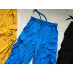 Burberry...New series of explosive three-color horse knight jackets