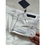 Louis Vuitton's new universal collocation tooling small standard shorts