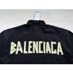 Balenciaga's explosive short-sleeved tape shirt