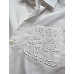 LoewE's latest explosive four-color three-dimensional embossed pocket shirt