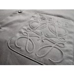LoewE's latest explosive four-color three-dimensional embossed pocket shirt