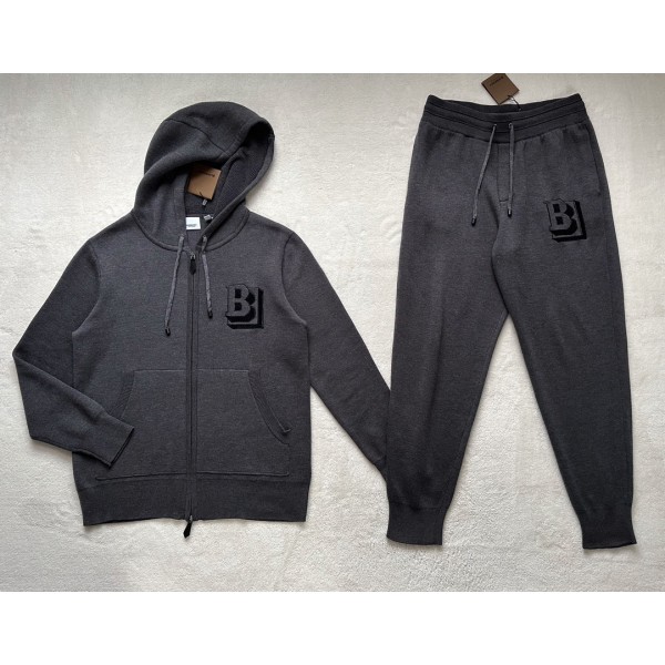 Burberry knitted athleisure suit