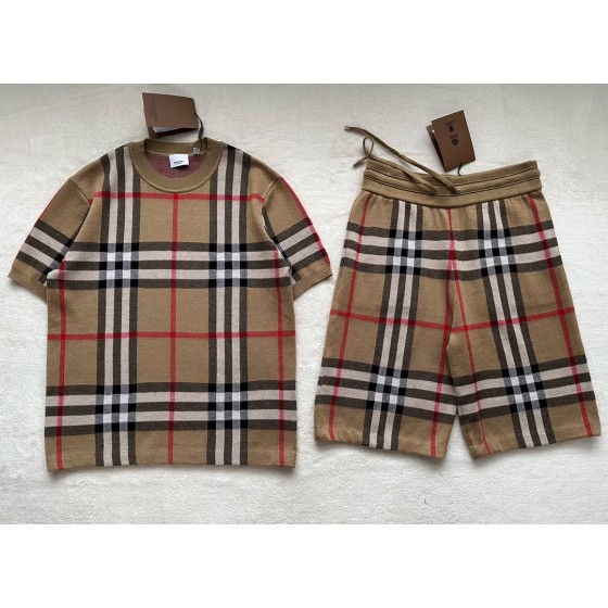 Burberry spring and summer latest classic check sheep wool blend sweater suit top