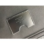 LOUIS VUITTON trapezoidal pull rod