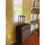 LOUIS VUITTON trapezoidal pull rod