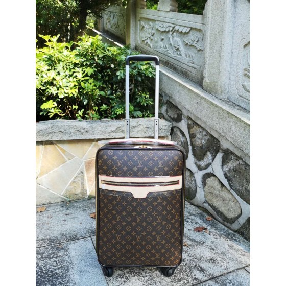 LOUIS VUITTON trapezoidal pull rod