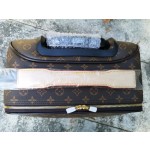 LOUIS VUITTON trapezoidal pull rod