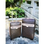 LOUIS VUITTON trapezoidal pull rod