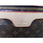 LOUIS VUITTON trapezoidal pull rod