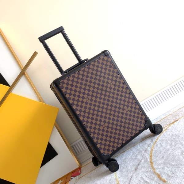 LOUIS VULTTON luggage / trolley case