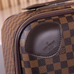 LOUIS VULTTON luggage / trolley case