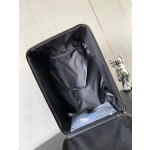 𝗖𝗛𝗔𝗡𝗘𝗟 trolley case